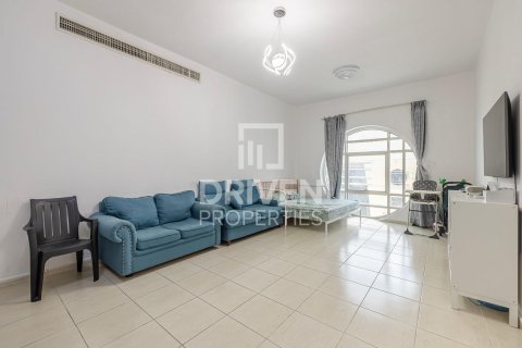 Квартира с 2 спальнями в Dubai Sports City, ОАЭ №191154 3