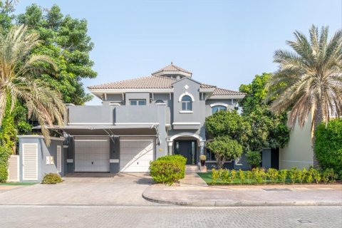 Villa de 4 chambres à Garden Homes, UAE No. 101598 26