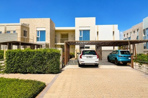 2 bedrooms Apartment in EMAAR South, UAE No. 168348