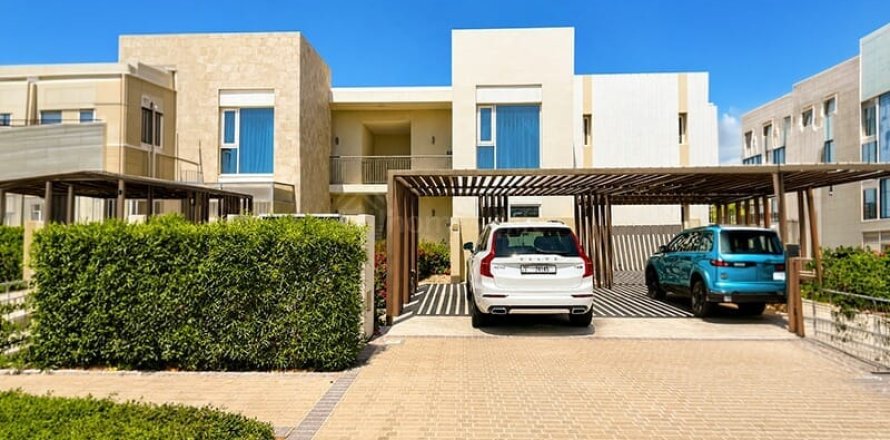 2 bedrooms Apartment in EMAAR South, UAE No. 168348