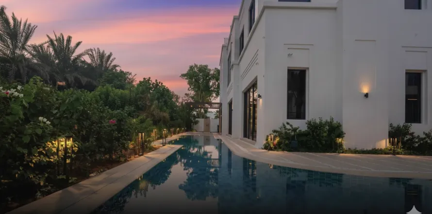 Вилла с 5 спальнями в Дубай, ОАЭ №143318