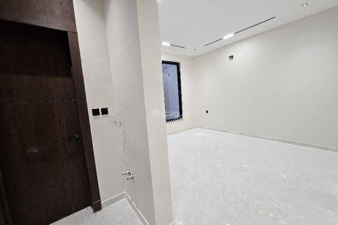5 bedrooms Apartment in Riyadh, Saudi Arabia No. 60427 13