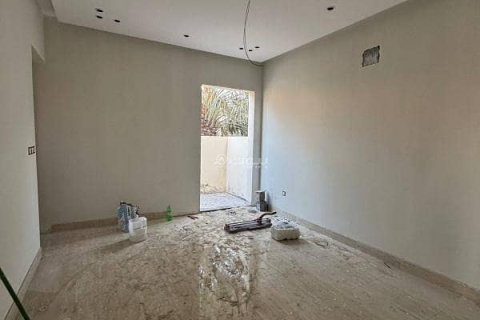 5 bedrooms Villa in Khobar, Saudi Arabia No. 60426 8