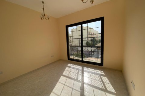 Townhouse de 3 chambres à Mirdif Villas, UAE No. 208825 12