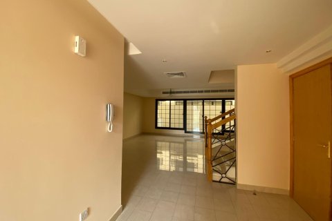 Townhouse de 3 chambres à Mirdif Villas, UAE No. 208825
