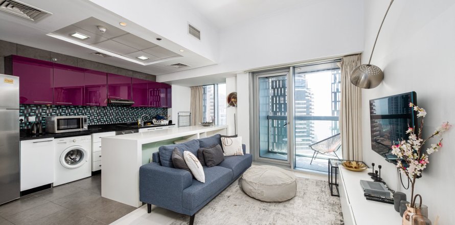 1 غرف نوم شقة في Cayan Tower, الإمارات العربية المتحدة رقم 208822