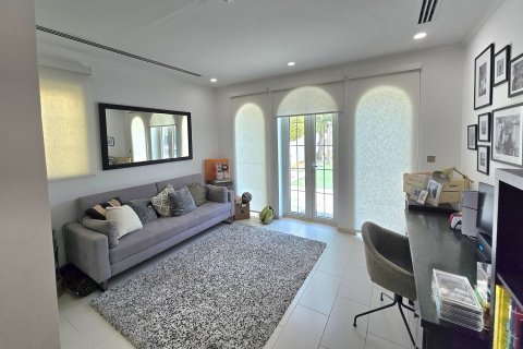 4 غرف نوم فيلا في Jumeirah Park, الإمارات العربية المتحدة رقم 208821 12