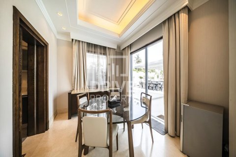 Вилла с 6 спальнями  №120817 20