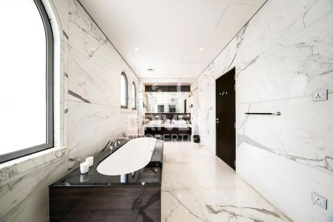 Вилла с 6 спальнями  №120817 25