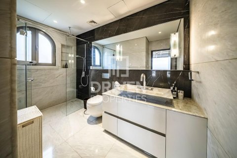 Вилла с 6 спальнями  №120817 24