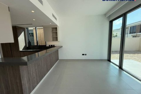 Villa de 4 dormitorios  No. 114376 5