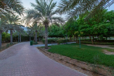 Apartment de 2 dormitorios en Jumeirah Village Circle, UAE No. 163430 28