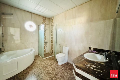 6 bedrooms Villa in Dubai, UAE No. 137414 16