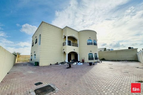 6 bedrooms Villa in Dubai, UAE No. 137414 18