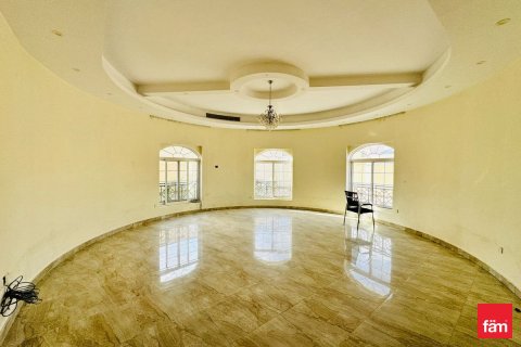 6 bedrooms Villa in Dubai, UAE No. 137414 8