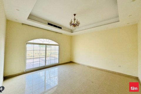 6 bedrooms Villa in Dubai, UAE No. 137414 10