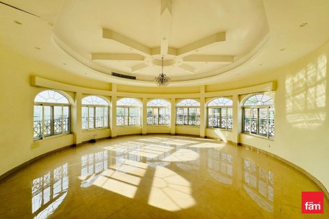 6 bedrooms Villa in Dubai, UAE No. 137414 12