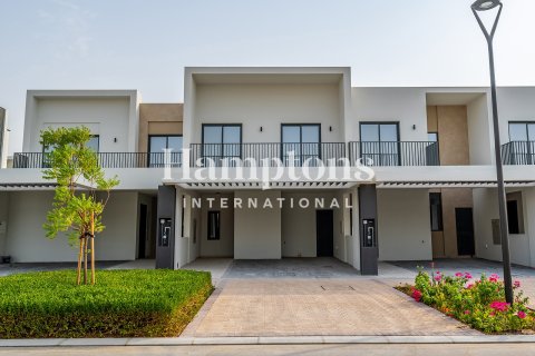3 bedrooms Townhouse No. 126544 6