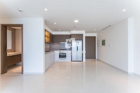 Apartment de 2 dormitorios en EMAAR Beachfront, UAE No. 77912 26