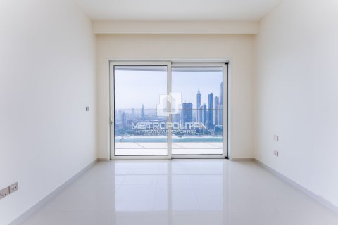 Apartment de 2 dormitorios en EMAAR Beachfront, UAE No. 77912 9