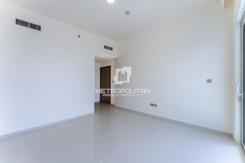 Apartment de 2 dormitorios en EMAAR Beachfront, UAE No. 77912 7