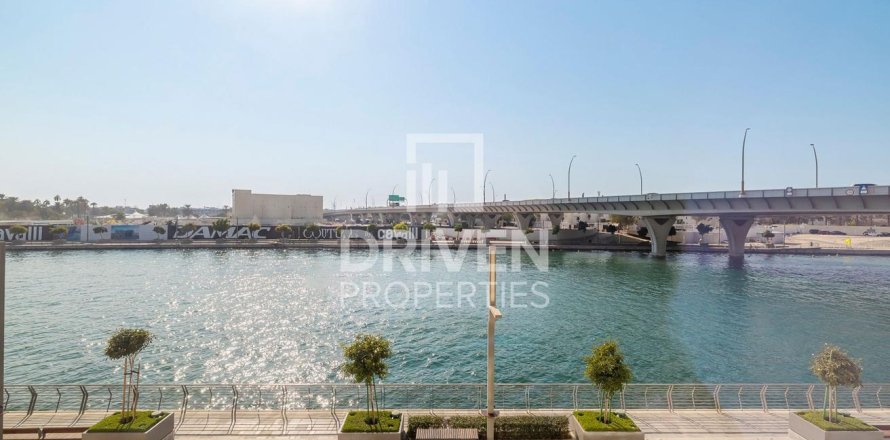 2 bedrooms Apartment in Al Wasl, UAE No. 193655