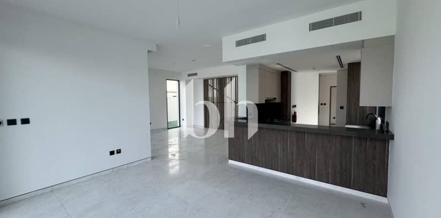 Villa de 4 dormitorios  No. 115741