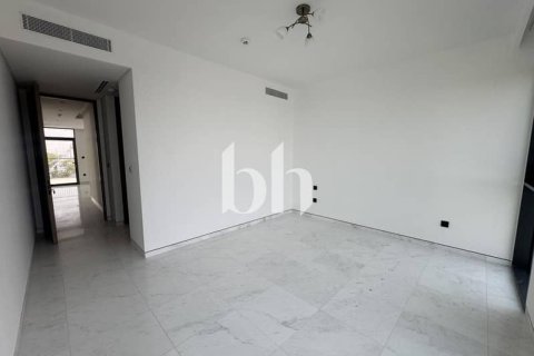 Villa de 4 dormitorios  No. 115741 9