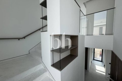 Villa de 4 dormitorios  No. 115741 7