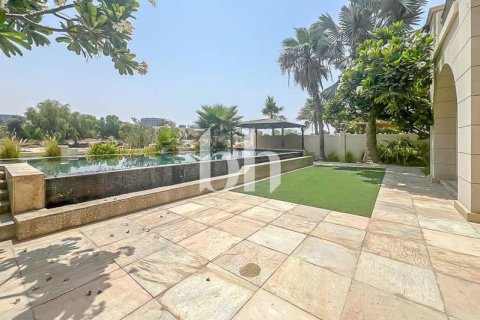 Villa de 5 dormitorios  No. 115743 26