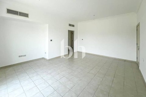Villa de 5 dormitorios  No. 115743 13