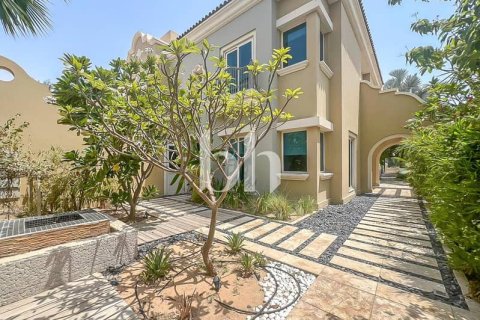 Villa de 5 dormitorios  No. 115743 5