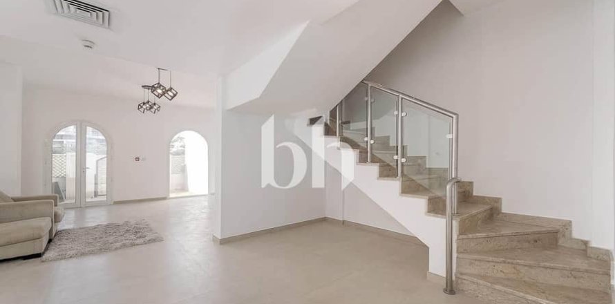 Townhouse de 4 dormitorios No. 115742