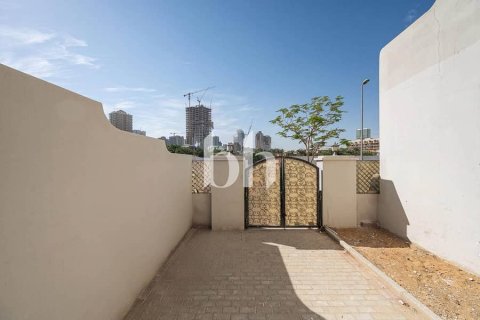 Townhouse de 4 dormitorios  No. 115742 13