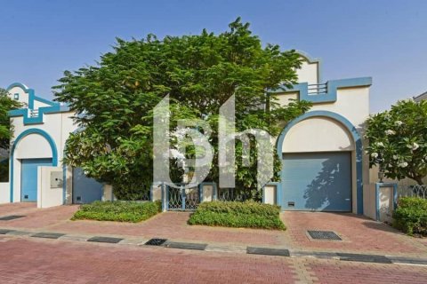 Villa de 4 dormitorios  No. 115738 12