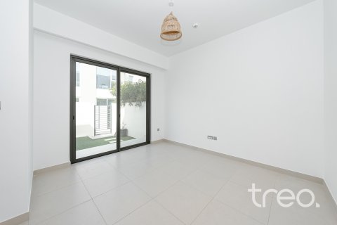 Townhouse de 3 dormitorios en Arabian Ranches 2, UAE No. 186675 7
