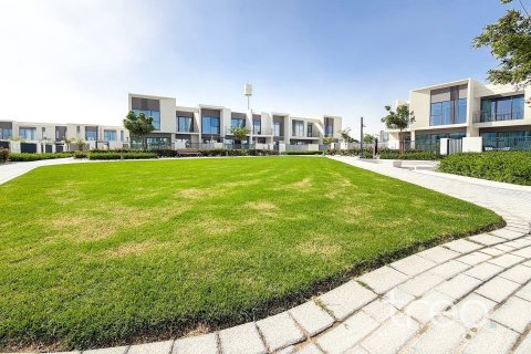 Villa de 4 chambres à Nara, UAE No. 186673 14