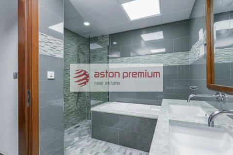 Apartment de 2 dormitorios en Palm Jumeirah, UAE No. 101886 11