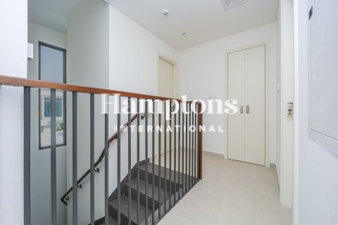 Townhouse de 3 dormitorios en Al Manara, UAE No. 136247