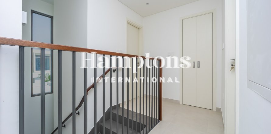 Townhouse de 3 dormitorios en Al Manara, UAE No. 136247