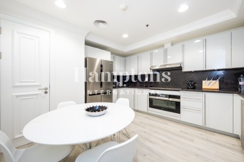 Townhouse de 3 dormitorios en FIVE Palm Jumeirah, UAE No. 136245 18