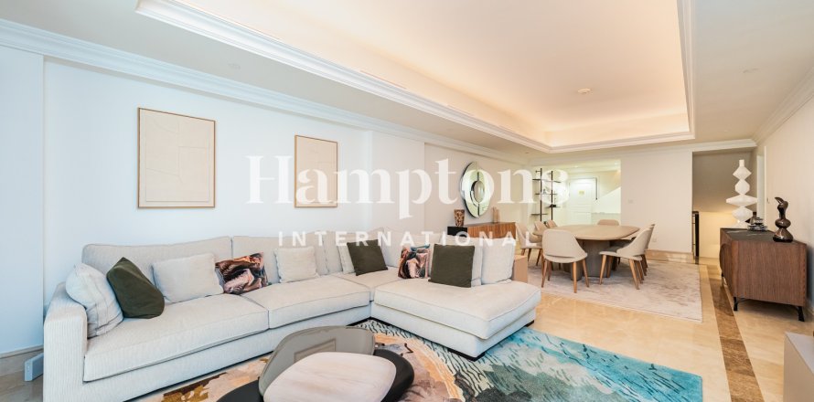Townhouse de 3 dormitorios en FIVE Palm Jumeirah, UAE No. 136245