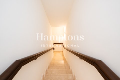 Townhouse de 3 dormitorios en FIVE Palm Jumeirah, UAE No. 136245 14