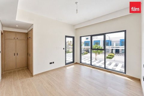 4 bedrooms Townhouse in Dubai, UAE No. 207711 9