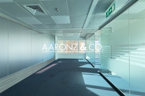 372مربع، مكتب في Sheikh Zayed Road, الإمارات العربية المتحدة رقم 132754