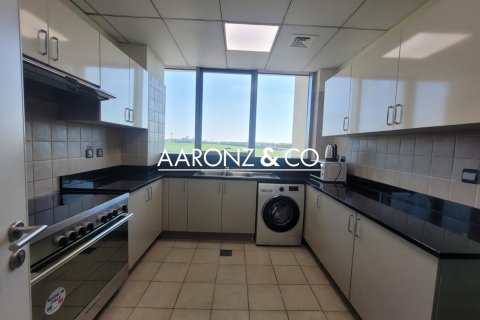 Квартира с 2 спальнями  №132755 11