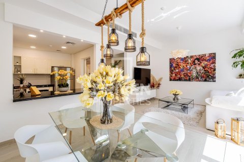 2 bedrooms Townhouse in Al Andalus, UAE No. 191654 5