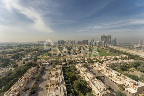 Квартира с 2 спальнями в Dubai Sports City, ОАЭ №162092 19