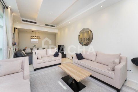 Квартира с 2 спальнями в Dubai Sports City, ОАЭ №162092 10