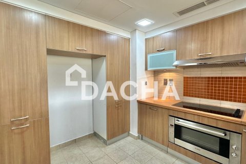 Квартира с 2 спальнями в Marina Residences, ОАЭ №162091 7